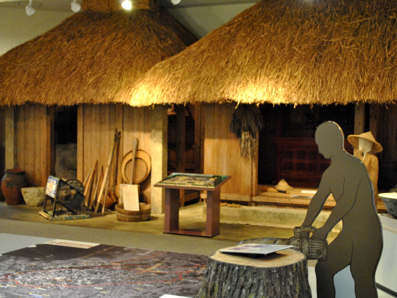 宜野湾市立博物館